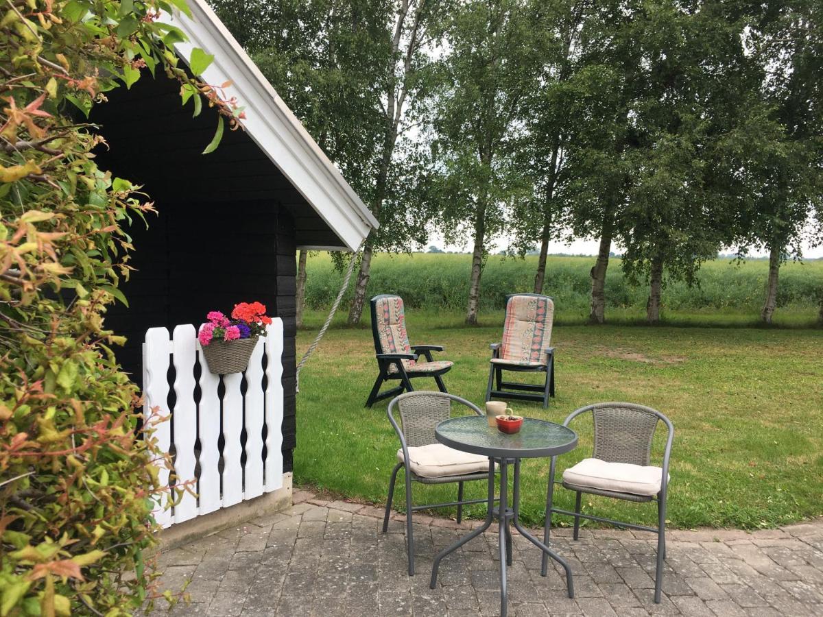 Idestrup Stunning Romantic Cabin Close To Baltic See מראה חיצוני תמונה