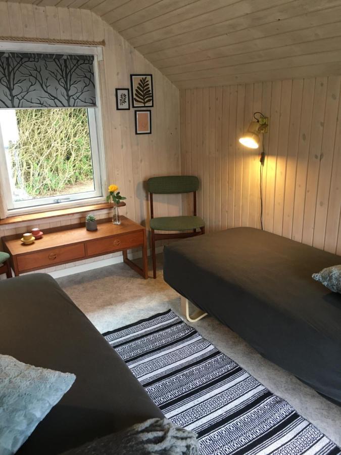 Idestrup Stunning Romantic Cabin Close To Baltic See מראה חיצוני תמונה