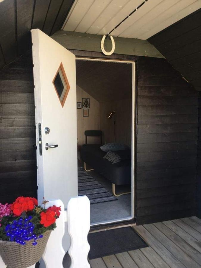 Idestrup Stunning Romantic Cabin Close To Baltic See מראה חיצוני תמונה